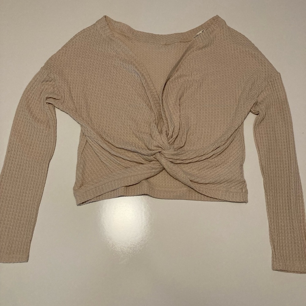 Express: Elegant Beige Twist Front Long Sleeve Top, waffle print size M, cropped